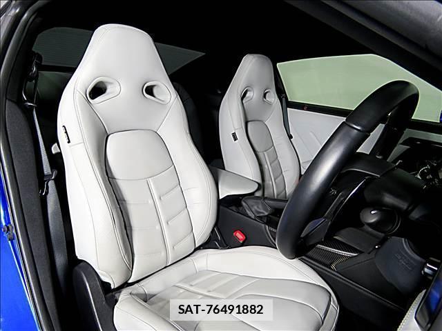 Nissan GT-R 2019-06 7802893-11