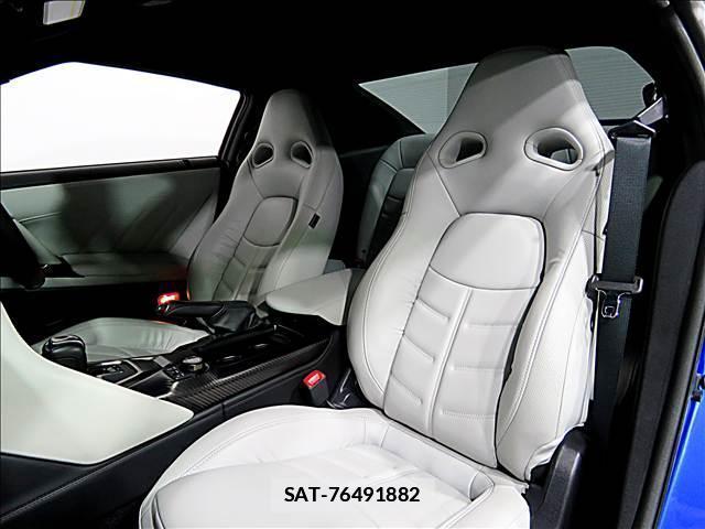 Nissan GT-R 2019-06 7802893-13