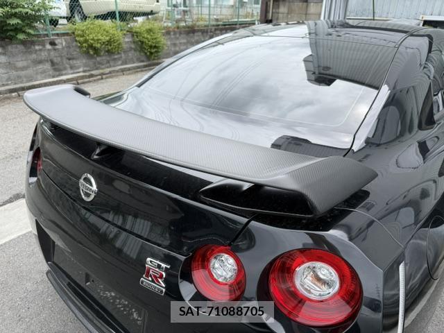 Nissan GT-R 2013-06 7803765-4