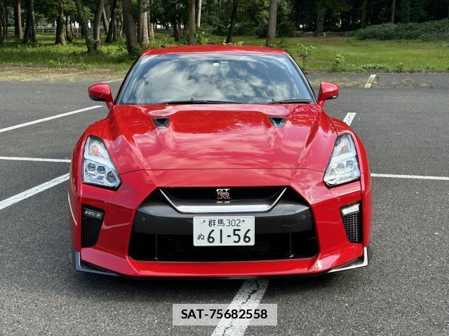 Nissan GT-R 2018-02 7811266-3