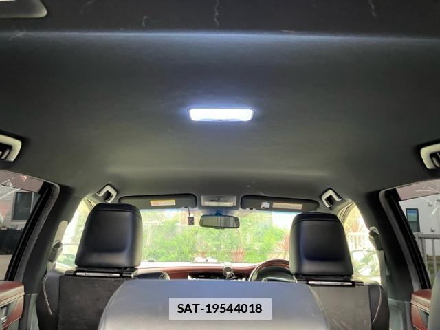 Toyota HARRIER HYBRID 2016-02 7794594-9