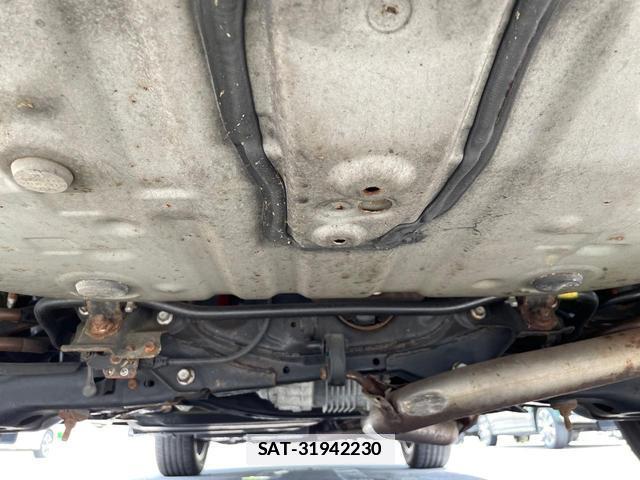 Toyota HARRIER HYBRID 2014-01 7794818-18
