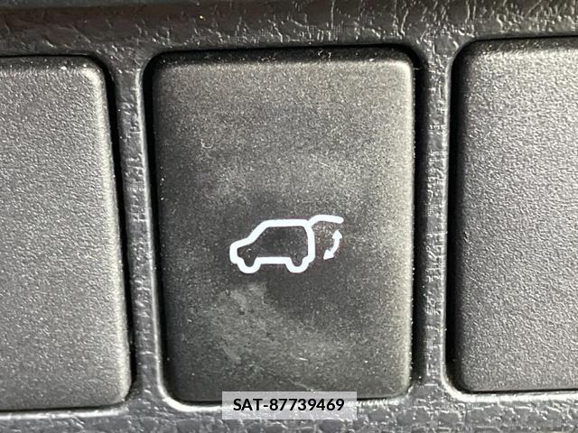 Toyota HARRIER HYBRID 2015-07 7798224-9
