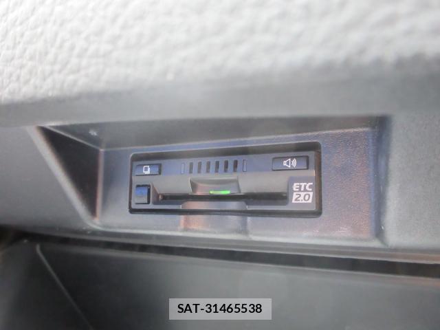Toyota HARRIER 2017-10 7793229-18