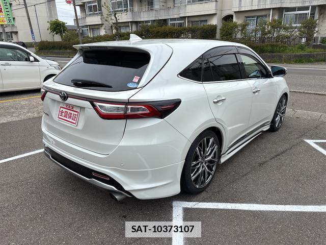 Toyota HARRIER 2018-01 7797169-5