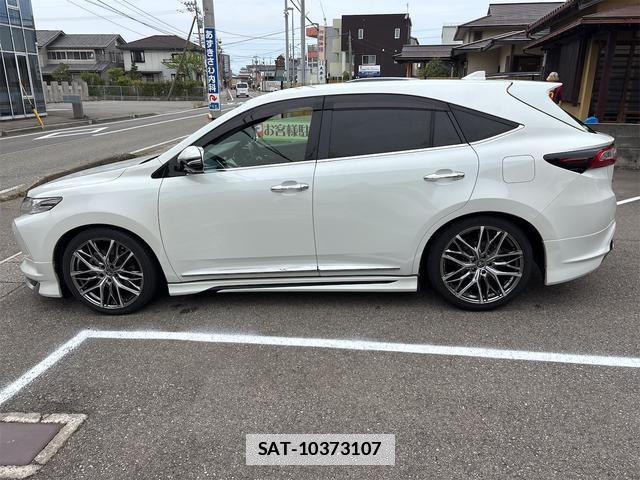 Toyota HARRIER 2018-01 7797169-8