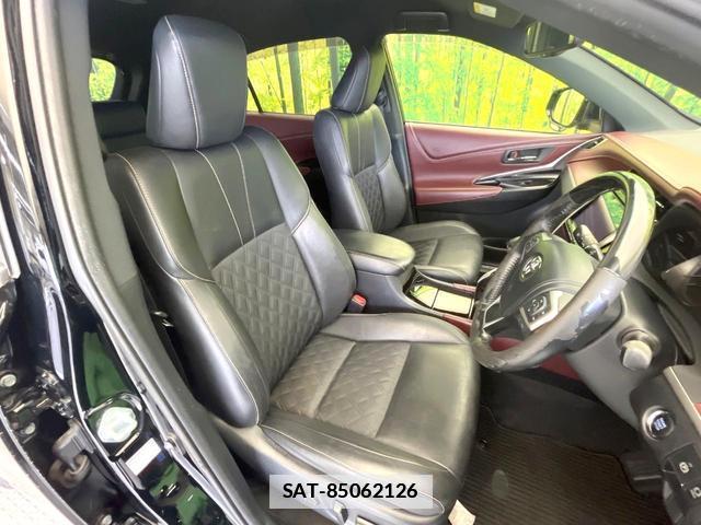Toyota HARRIER 2017-08 7799520-7