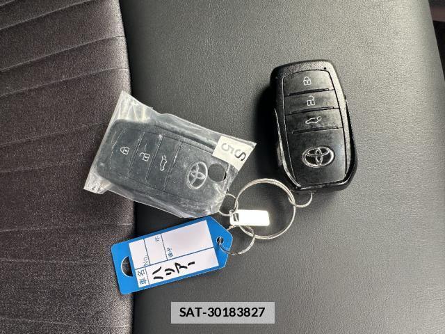 Toyota HARRIER 2021-07 7801750-5