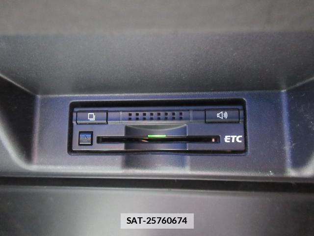 Toyota HARRIER 2017-03 7802218-10