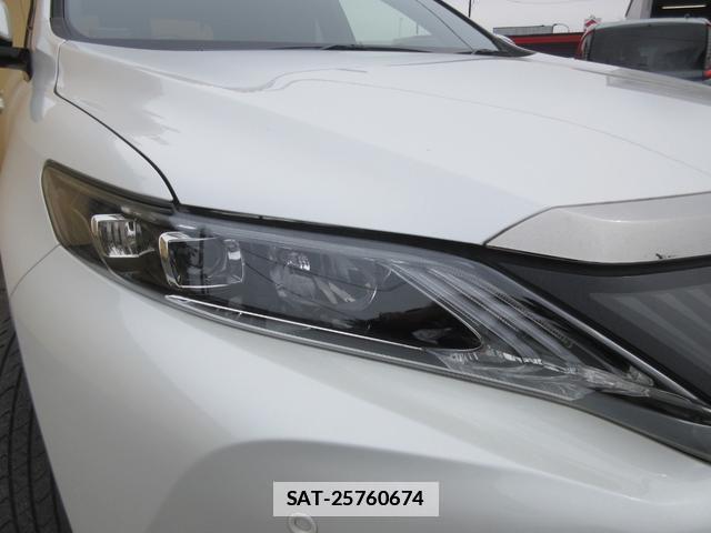 Toyota HARRIER 2017-03 7802218-12