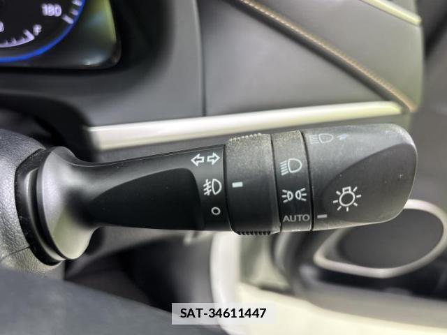 Toyota HARRIER 2019-03 7804679-15