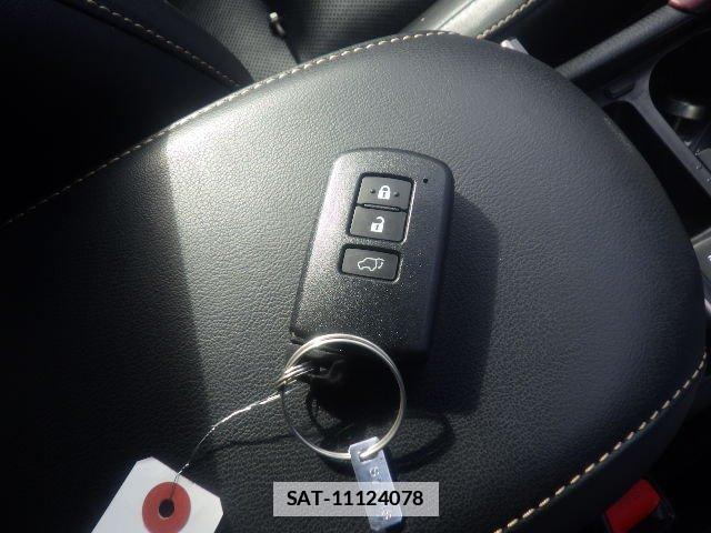 Toyota HARRIER 2019-12 7810257-4