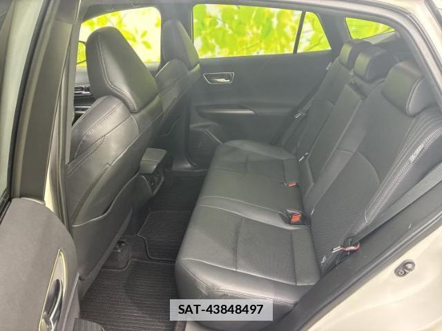 Toyota HARRIER 2022-05 7811045-6
