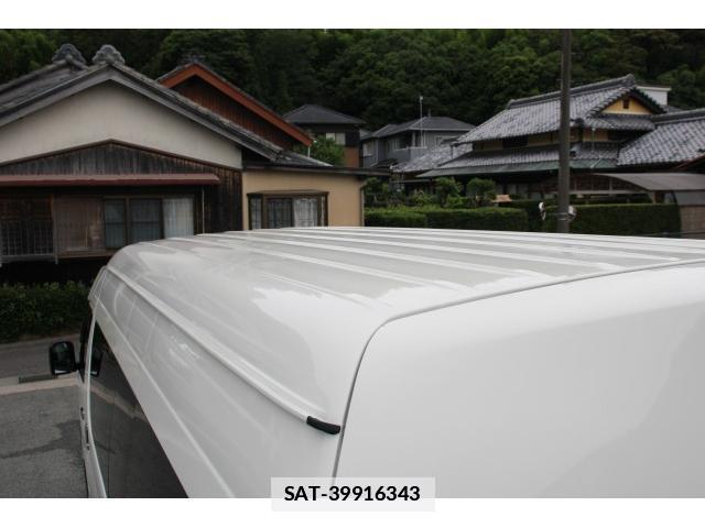 Toyota HIACE COMMUTER 2026-05 7793531-12