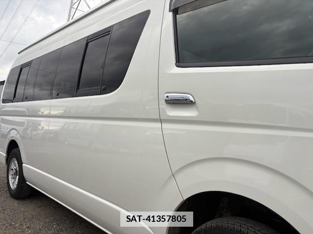 Toyota HIACE COMMUTER 2012-03 7804933-1