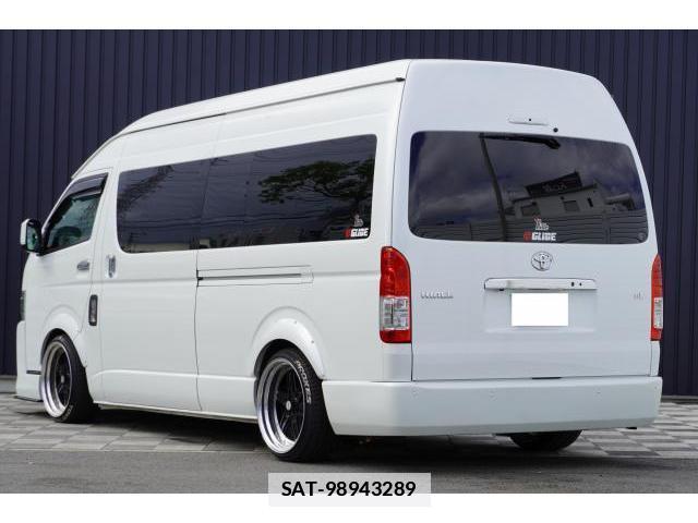 Toyota HIACE COMMUTER 2021-10 7808069-1