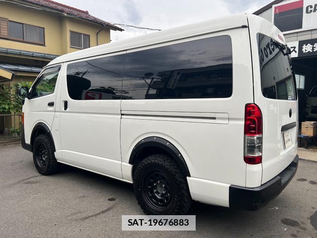Toyota HIACE VAN 2007-11 7793578-6