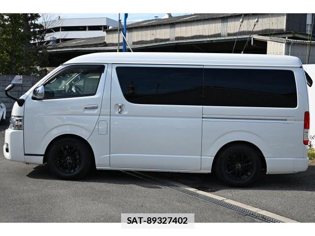 Toyota HIACE VAN 2017-07 7796610-8