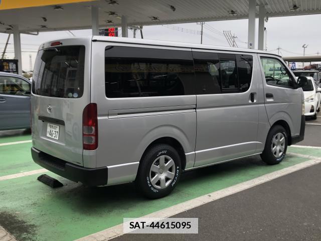 Toyota HIACE VAN 2013-12 7797328-13