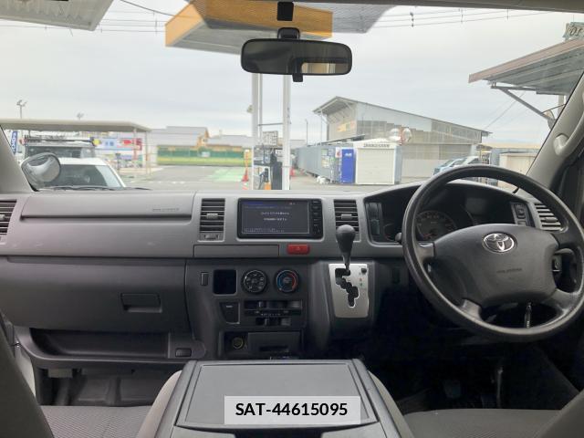 Toyota HIACE VAN 2013-12 7797328-2