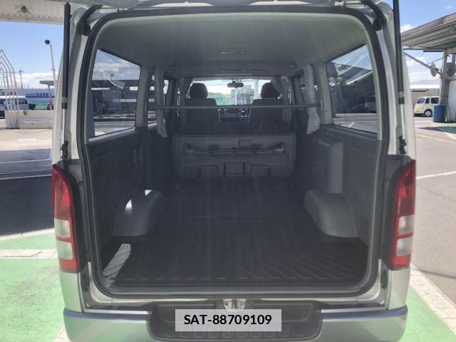 Toyota HIACE VAN 2006-01 7797330-16