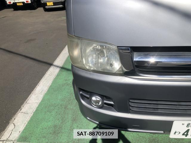 Toyota HIACE VAN 2006-01 7797330-3