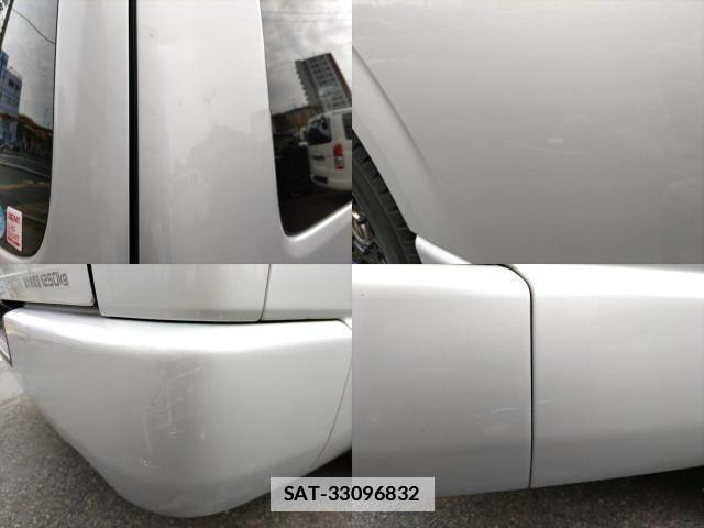 Toyota HIACE VAN 2012-10 7797874-19