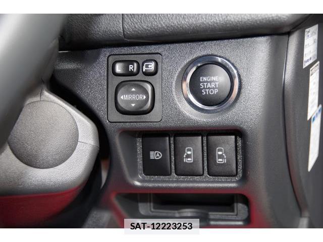 Toyota HIACE VAN 2024-08 7798115-13