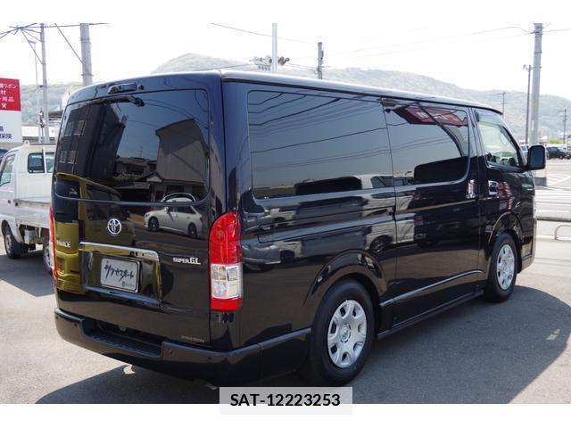 Toyota HIACE VAN 2024-08 7798115-4