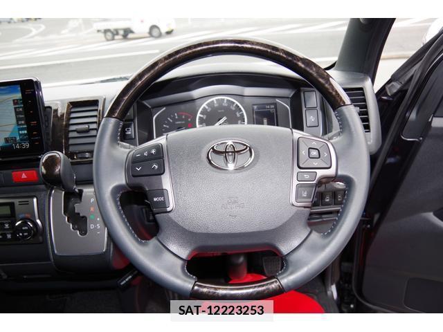 Toyota HIACE VAN 2024-08 7798115-9