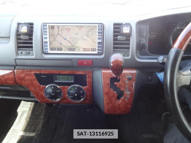Toyota HIACE VAN 2010-11 7798819-8