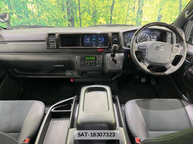 Toyota HIACE VAN 2023-03 7799418-1