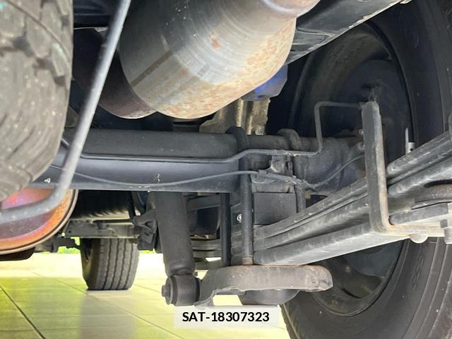 Toyota HIACE VAN 2023-03 7799418-19