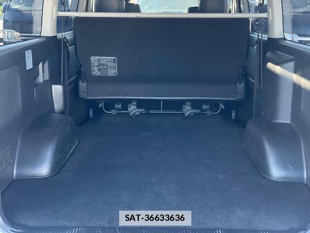 Toyota HIACE VAN 2015-09 7801007-9