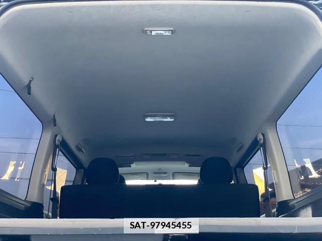 Toyota HIACE VAN 2014-08 7801008-11