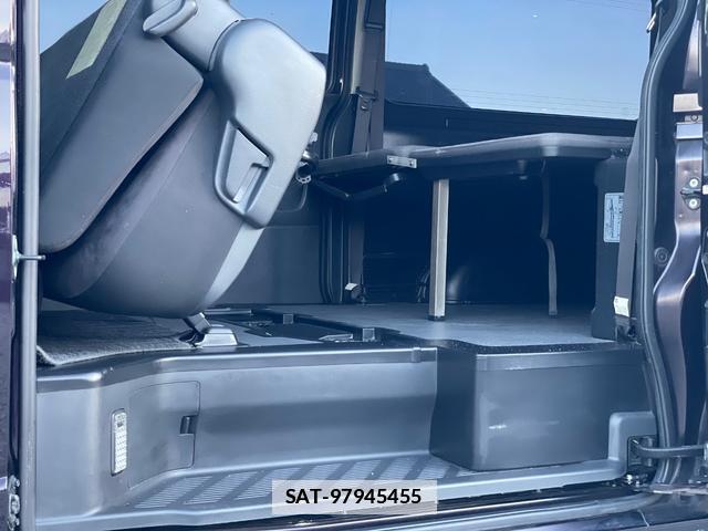 Toyota HIACE VAN 2014-08 7801008-16