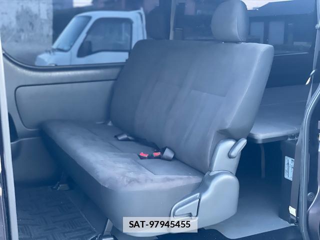 Toyota HIACE VAN 2014-08 7801008-19