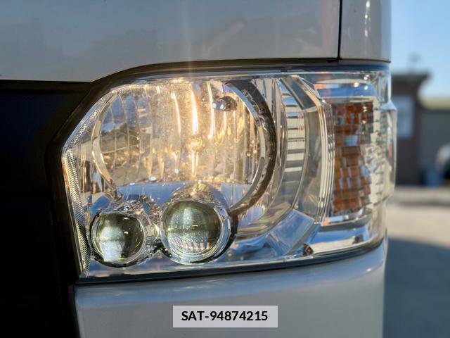 Toyota HIACE VAN 2013-05 7801009-11