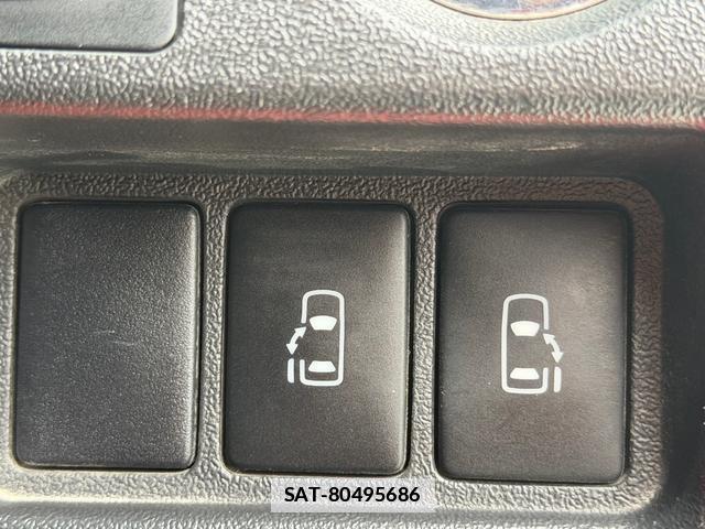 Toyota HIACE VAN 2014-09 7801012-12