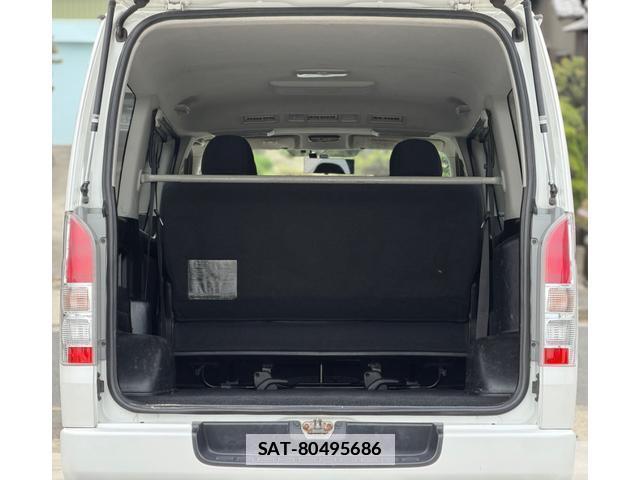 Toyota HIACE VAN 2014-09 7801012-6