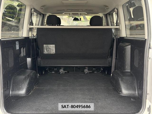 Toyota HIACE VAN 2014-09 7801012-8