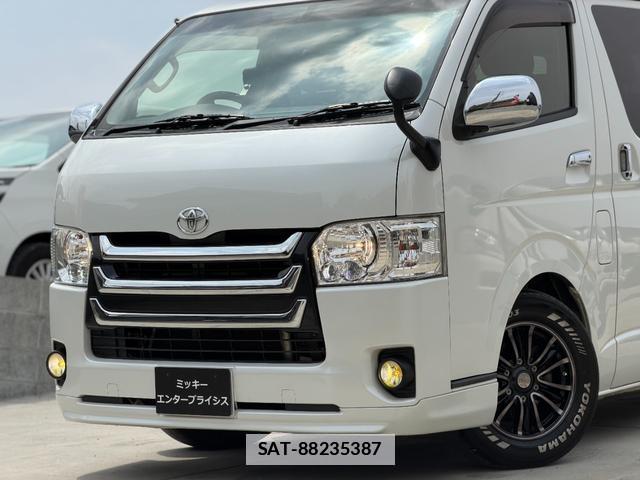 Toyota HIACE VAN 2015-08 7801015-2