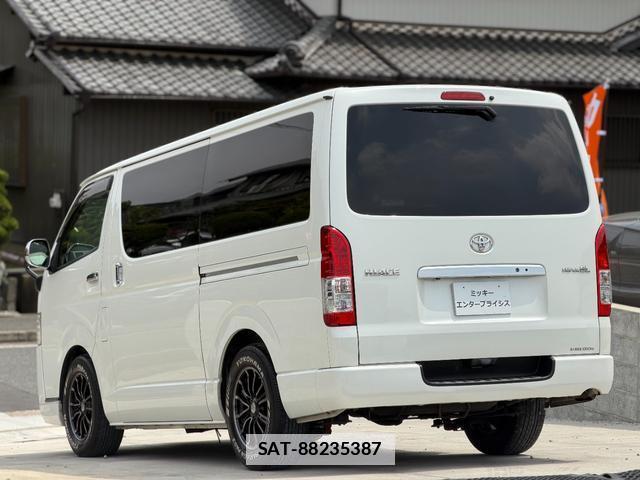 Toyota HIACE VAN 2015-08 7801015-5