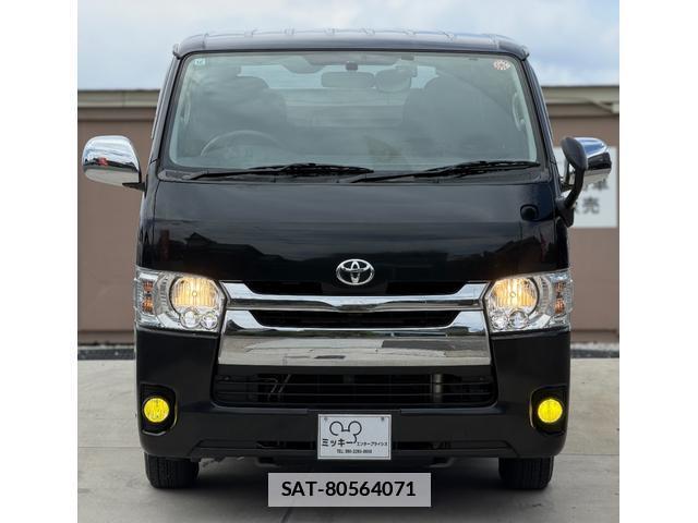 Toyota HIACE VAN 2015-10 7801018-8