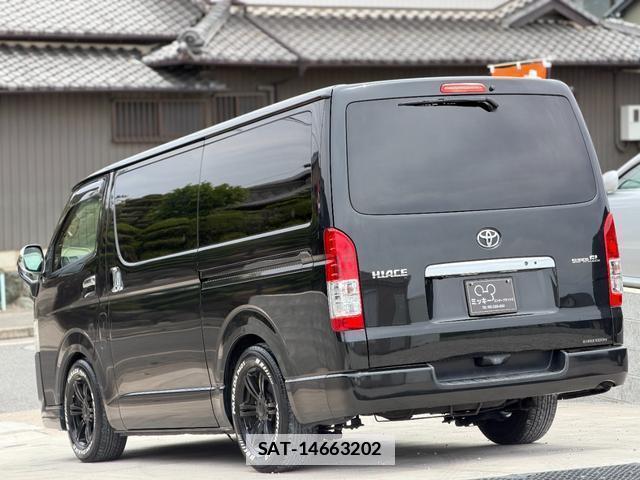 Toyota HIACE VAN 2014-12 7801022-2