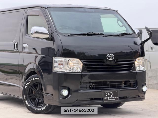Toyota HIACE VAN 2014-12 7801022-8