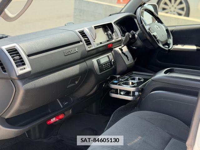 Toyota HIACE VAN 2016-05 7801023-13