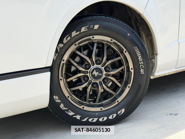 Toyota HIACE VAN 2016-05 7801023-15