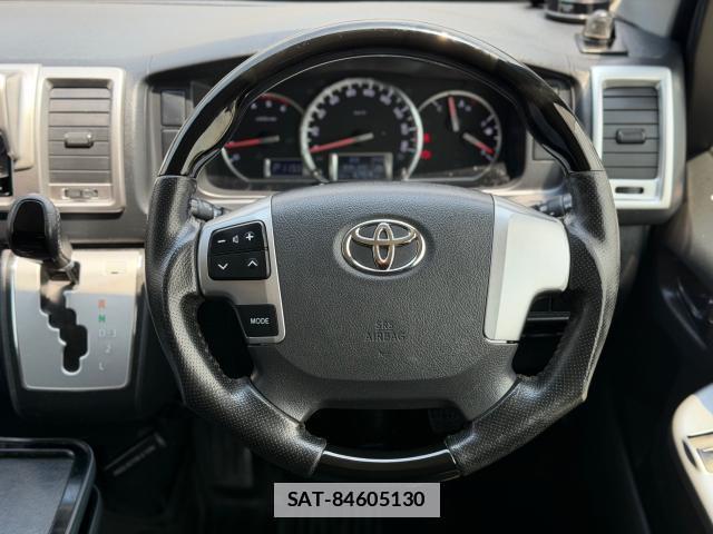 Toyota HIACE VAN 2016-05 7801023-19
