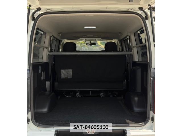 Toyota HIACE VAN 2016-05 7801023-6